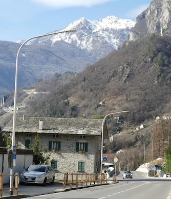 La Pigna Apartamento Chiavenna Exterior foto